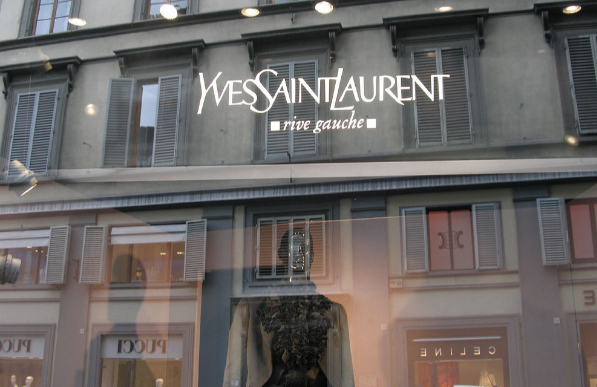Conheça a História da Marca Yves Saint Laurent