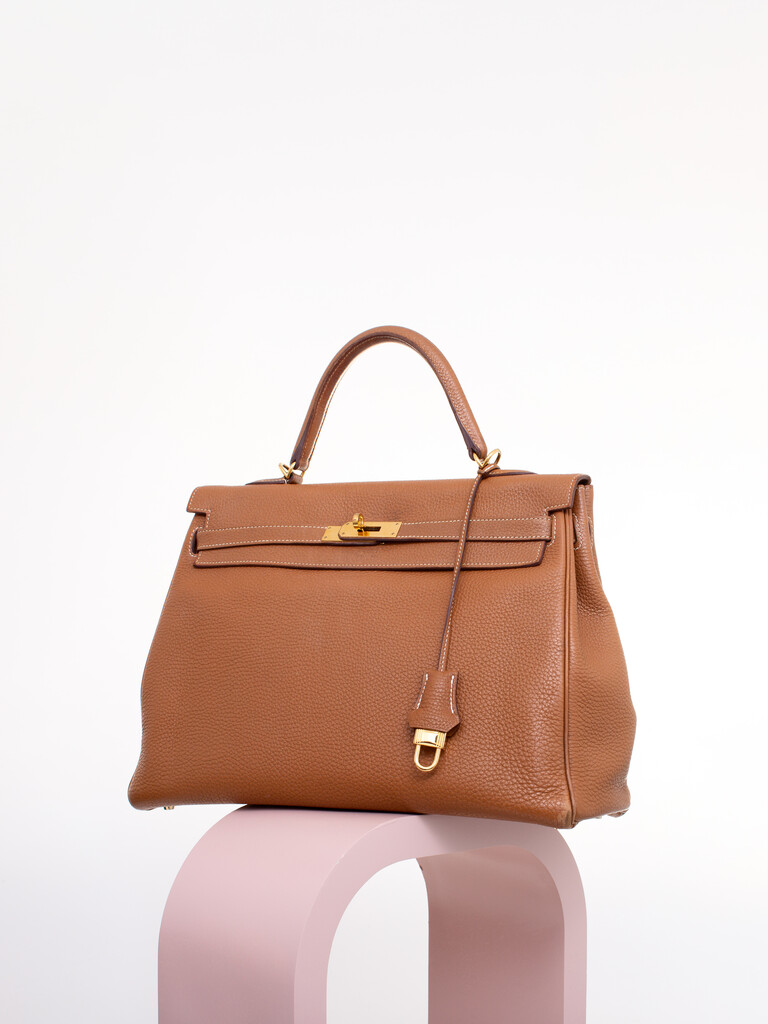 Bolsa marrom da Hermés