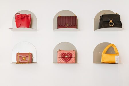 Quanto custa uma bolsa Louis Vuitton? Saiba onde encontrar!