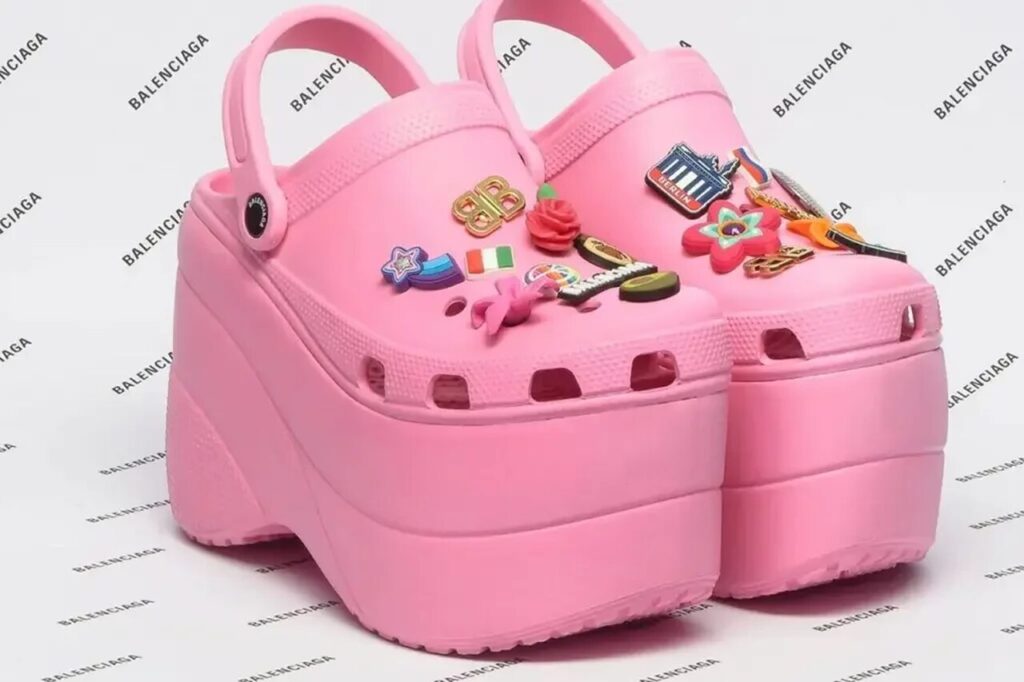 Crocks plataforma da Balenciaga
